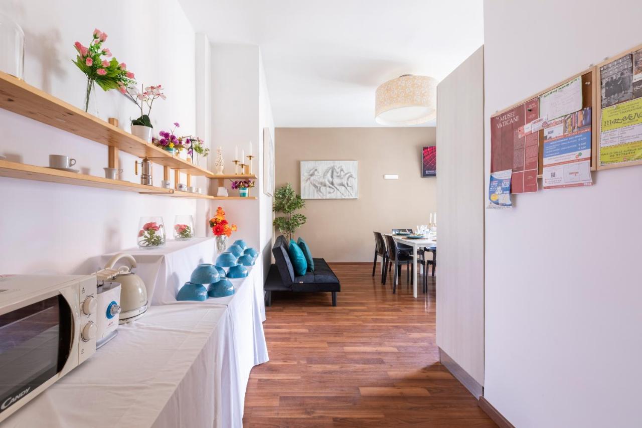 Momo Central Rome 3 Eksteriør billede